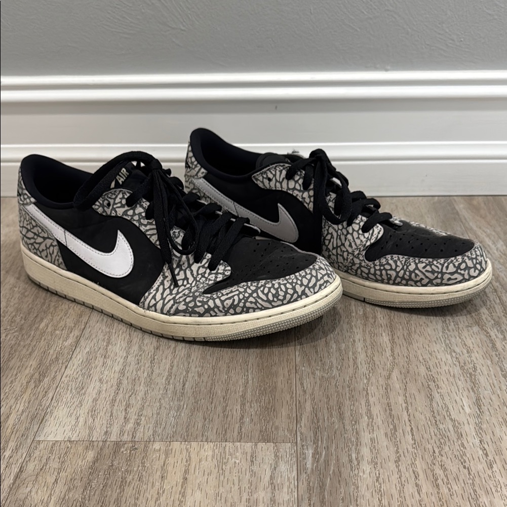 Air Jordan 1 Low